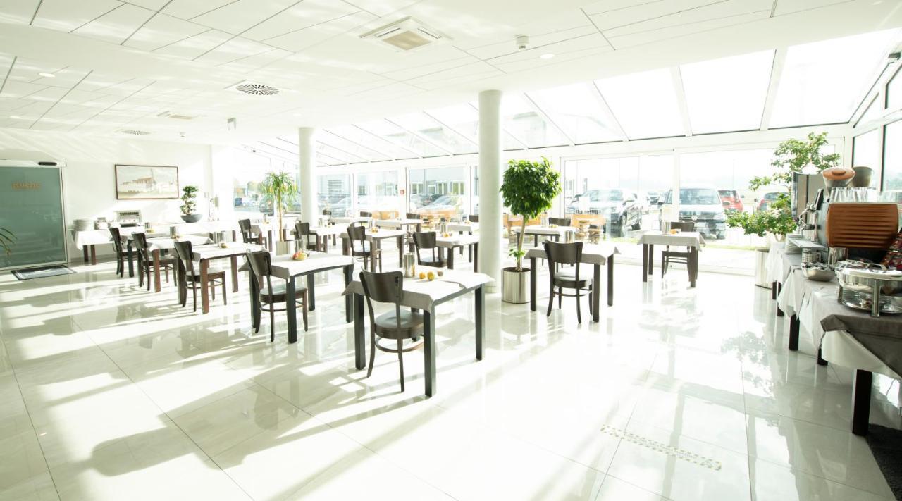 Stadthotel Donauwörth Buitenkant foto