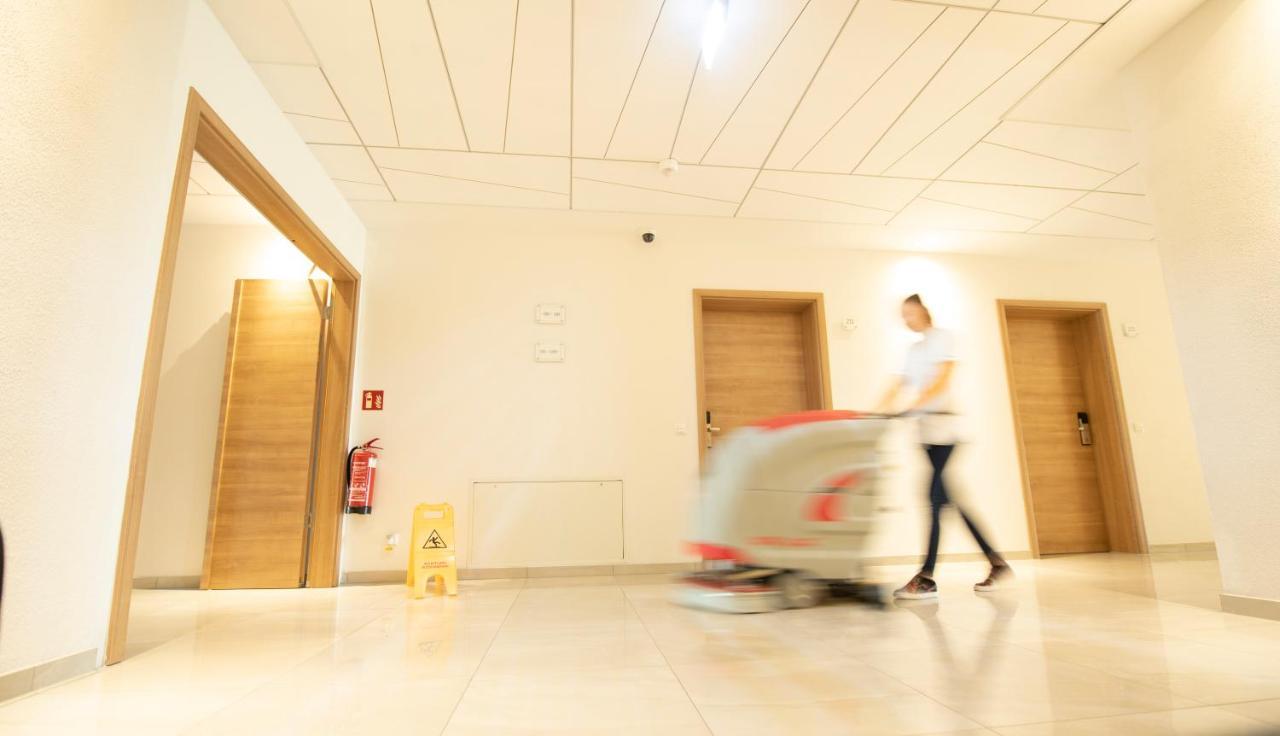 Stadthotel Donauwörth Buitenkant foto